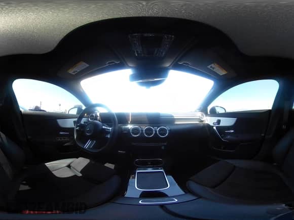 2025 Mercedes-Benz CLA 250 с VIN W1K5J4GB5SN515637, выставлен на аукционе IAAI как лот 41966730 с пробегом 3 606 миль миль и . История ставок и продаж доступна на DreamBid. Изображение 18.