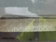 ✅ 1997 Ford F-250 • VIN: 1FTHW25F9VEA04505 • Lot: 41396056. Wystawiony na IAAI z przebiegiem 287 294 mil. Bezpłatny archiwum sprzedaży aukcyjnych z USA i szczegółowy raport historii pojazdu na DreamBid. Zdjęcie 9.