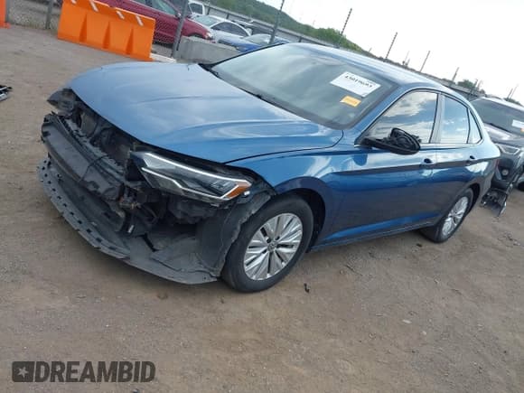 ✅ 2020 Volkswagen Jetta S • VIN: 3VWC57BU3LM102169 • Лот: 43019693. Опубликован ранее на IAAI с пробегом 154 678 миль. Бесплатный доступ к архиву аукционных продаж из США и подробный отчёт об истории автомобиля на DreamBid. Изображение 18.