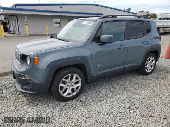 ✅ 2017 Jeep Renegade Latitude • VIN: ZACCJABB0HPF37648 • Лот: 70269605. Опубликован ранее на Copart с пробегом 146 075 миль. Бесплатный доступ к архиву аукционных продаж из США и подробный отчёт об истории автомобиля на DreamBid. Изображение 1.