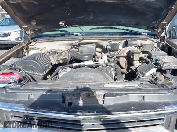 ✅ 1998 Chevrolet Silverado 1500 • VIN: 1GCEK19R7WR154118 • Lot: 43812268. Listed on IAAI with 162,979 mi. Free auction sales archive from the USA and detailed vehicle history report at DreamBid. Image 10.