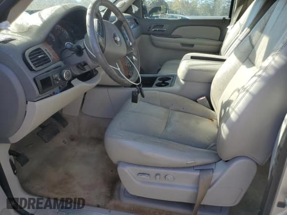 ✅ 2007 Chevrolet Tahoe LT • VIN: 1GNFC13J27R130483 • Lot: 87456795. Listed on Copart with 185,506 mi. Free auction sales archive from the USA and detailed vehicle history report at DreamBid. Image 7.