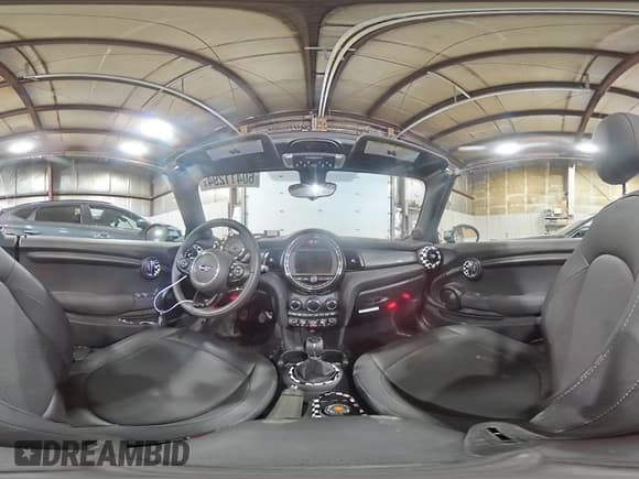 ✅ 2021 MINI Convertible Cooper • VIN: WMWWJ3C04M3N17758 • Лот: 60411294. Опубликован ранее на Copart с пробегом 3 881 миль. Бесплатный доступ к архиву аукционных продаж из США и подробный отчёт об истории автомобиля на DreamBid. Изображение 12.