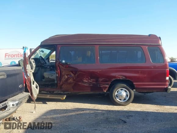 ✅ 2011 Ford Econoline Passenger XL • VIN: 1FBSS3BL1BDA28708 • Лот: 43581589. Опубликован ранее на IAAI с пробегом 133 260 миль. Бесплатный доступ к архиву аукционных продаж из США и подробный отчёт об истории автомобиля на DreamBid. Изображение 14.