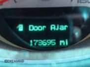 ✅ 2013 Dodge Challenger R/T • VIN: 2C3CDYBT2DH575360 • Lot: 41319042. Wystawiony na IAAI z przebiegiem 173 695 mil. Bezpłatny archiwum sprzedaży aukcyjnych z USA i szczegółowy raport historii pojazdu na DreamBid. Zdjęcie 15.