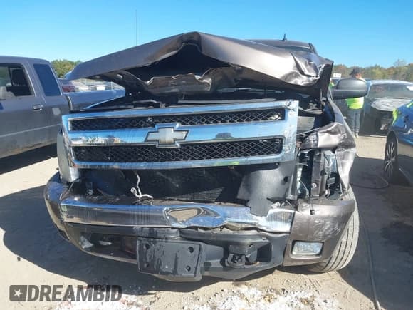 ✅ 2007 Chevrolet Silverado 1500 1LT • VIN: 2GCEK19J471669369 • Lot: 43467417. Listed on IAAI with 148,838 mi. Free auction sales archive from the USA and detailed vehicle history report at DreamBid. Image 6.