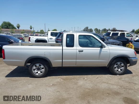 ✅ 1998 Nissan Frontier XE • VIN: 1N6DD26S8WC355853 • Лот: 42581457. Опубликован ранее на IAAI с пробегом 303 045 миль. Бесплатный доступ к архиву аукционных продаж из США и подробный отчёт об истории автомобиля на DreamBid. Изображение 13.
