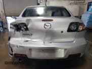 ✅ 2008 Mazda 3 Sport • VIN: JM1BK32FX81827063 • Лот: 88958595. Опубликован ранее на Copart с пробегом 77 746 миль. Бесплатный доступ к архиву аукционных продаж из США и подробный отчёт об истории автомобиля на DreamBid. Изображение 6.