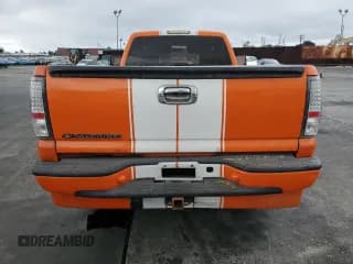 ✅ 2000 Chevrolet Silverado 2500 LS • VIN: 1GCGC24U9YE367069 • Lot: 81801035. Wystawiony na Copart z przebiegiem 299 034 mil. Bezpłatny archiwum sprzedaży aukcyjnych z USA i szczegółowy raport historii pojazdu na DreamBid. Zdjęcie 6.