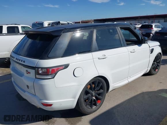 ✅ 2015 Land Rover Range Rover Sport HSE • VIN: SALWR2VF2FA520057 • Lot: 41658926. Wystawiony na IAAI z przebiegiem Nie podano. Bezpłatny archiwum sprzedaży aukcyjnych z USA i szczegółowy raport historii pojazdu na DreamBid. Zdjęcie 4.