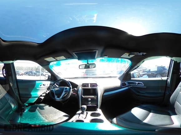 ✅ 2014 Ford Explorer XLT • VIN: 1FM5K7D88EGA99072 • Lot: 41796784. Wystawiony na IAAI z przebiegiem 298 765 mil. Bezpłatny archiwum sprzedaży aukcyjnych z USA i szczegółowy raport historii pojazdu na DreamBid. Zdjęcie 18.