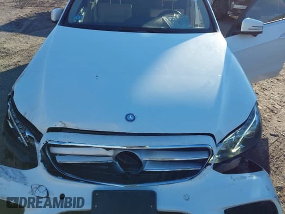 ✅ 2014 Mercedes-Benz E 350 Sport • VIN: WDDHF8JB3EA902021 • Lot: 43783406. Listed on IAAI with 128,510 mi. Free auction sales archive from the USA and detailed vehicle history report at DreamBid. Image 10.