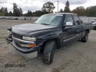 ✅ 2000 Chevrolet Silverado 1500 LS • VIN: 2GCEC19T4Y1118181 • Lot: 85644045. Wystawiony na Copart z przebiegiem 287 462 mil mil. Skorzystaj z bezpłatnego archiwum sprzedaży aukcyjnych z USA i zobacz szczegółowy raport historii pojazdu na DreamBid. Zdjęcie 1.