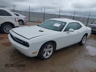 ✅ 2013 Dodge Challenger SXT • VIN: 2C3CDYAG2DH511968 • Lot: 41766792. Wystawiony na IAAI z przebiegiem 219 016 mil. Bezpłatny archiwum sprzedaży aukcyjnych z USA i szczegółowy raport historii pojazdu na DreamBid. Zdjęcie 2.