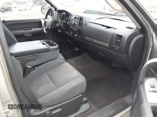 ✅ 2009 Chevrolet Silverado 1500 LT • VIN: 3GCEC23J89G191060 • Lot: 43398040. Listed on IAAI with 143,188 mi. Free auction sales archive from the USA and detailed vehicle history report at DreamBid. Image 5.