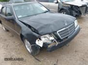 ✅ 1995 Mercedes-Benz C 2.8L • VIN: WDBHA28E7SF262334 • Лот: 42618540. Опубликован ранее на IAAI с пробегом 124 770 миль. Бесплатный доступ к архиву аукционных продаж из США и подробный отчёт об истории автомобиля на DreamBid. Изображение 6.