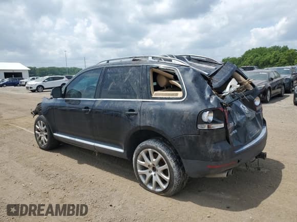 ✅ 2010 Volkswagen Touareg V6 • VIN: WVGFK7A96AD000603 • Lot: 60152355. Listed on Copart with Not provided. Free auction sales archive from the USA and detailed vehicle history report at DreamBid. Image 2.