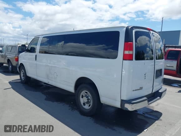✅ 2010 Chevrolet Express Passenger LT • VIN: 1GA2G1DGXA1173644 • Lot: 42239291. Listed on IAAI with 241,901 mi. Free auction sales archive from the USA and detailed vehicle history report at DreamBid. Image 3.