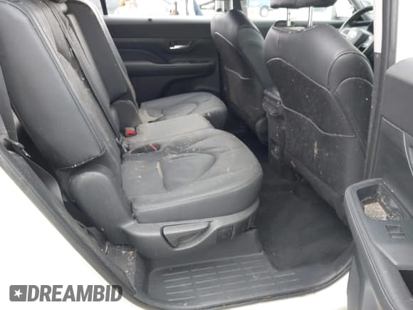 ✅ 2024 Toyota Highlander XLE • VIN: 5TDAAAB58RS028476 • Лот: 42308893. Опубликован ранее на IAAI с пробегом 28 489 миль. Бесплатный доступ к архиву аукционных продаж из США и подробный отчёт об истории автомобиля на DreamBid. Изображение 8.