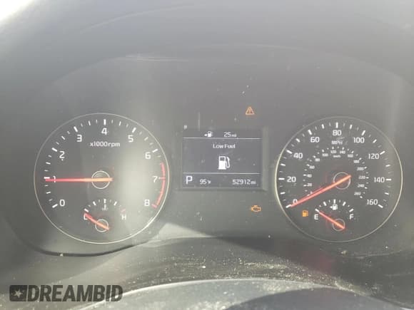 ✅ 2018 Kia Cadenza Premium • VIN: KNALC4J11J5105019 • Lot: 72257314. Wystawiony na Copart z przebiegiem 52 912 mil. Bezpłatny archiwum sprzedaży aukcyjnych z USA i szczegółowy raport historii pojazdu na DreamBid. Zdjęcie 9.