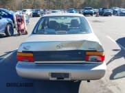 ✅ 1995 Toyota Corolla DX • VIN: 2T1AE09B0SC119881 • Лот: 43627422. Опубликован ранее на IAAI с пробегом 244 981 миль. Бесплатный доступ к архиву аукционных продаж из США и подробный отчёт об истории автомобиля на DreamBid. Изображение 16.