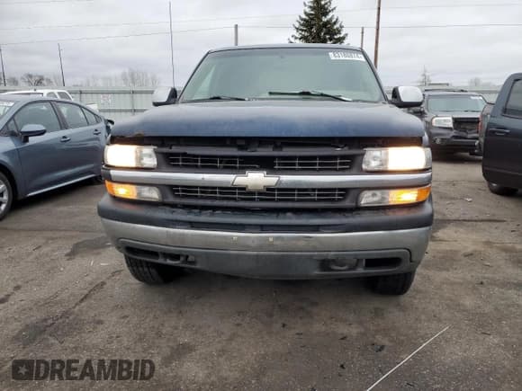 ✅ 1999 Chevrolet Silverado 1500 • VIN: 1GCEK14T6XE185419 • Лот: 83180874. Опубликован ранее на Copart с пробегом 179 444 миль. Бесплатный доступ к архиву аукционных продаж из США и подробный отчёт об истории автомобиля на DreamBid. Изображение 5.