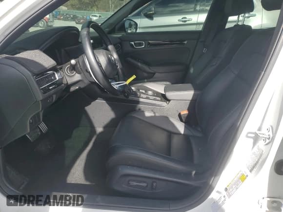 ✅ 2025 Honda Civic Sport • VIN: 2HGFE4F8XSH317753 • Lot: 90227845. Listed on Copart with 31,196 mi. Free auction sales archive from the USA and detailed vehicle history report at DreamBid. Image 7.