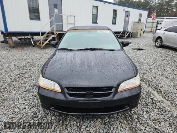 ✅ 1999 Honda Accord LX • VIN: 1HGCG5643XA139593 • Lot: 87129795. Listed on Copart with 303,623 mi. Free auction sales archive from the USA and detailed vehicle history report at DreamBid. Image 5.