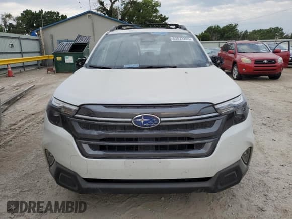 ✅ 2025 Subaru Forester Premium • VIN: JF2SLDDC9SH459819 • Lot: 63873205. Listed on Copart with 7,030 mi. Free auction sales archive from the USA and detailed vehicle history report at DreamBid. Image 5.