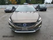 ✅ 2015 Volvo V60 T5 Platinum • VIN: YV4612HMXF1000033 • Лот: 92734025. Опубликован ранее на Copart с пробегом 154 226 миль. Бесплатный доступ к архиву аукционных продаж из США и подробный отчёт об истории автомобиля на DreamBid. Изображение 5.