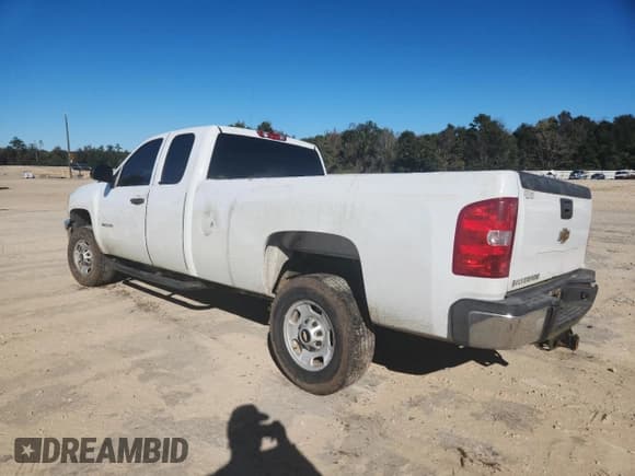 ✅ 2013 Chevrolet Silverado 2500HD Work Truck • VIN: 1GC2KVCG2DZ195657 • Лот: 92508265. Опубликован ранее на Copart с пробегом 161 338 миль. Бесплатный доступ к архиву аукционных продаж из США и подробный отчёт об истории автомобиля на DreamBid. Изображение 2.