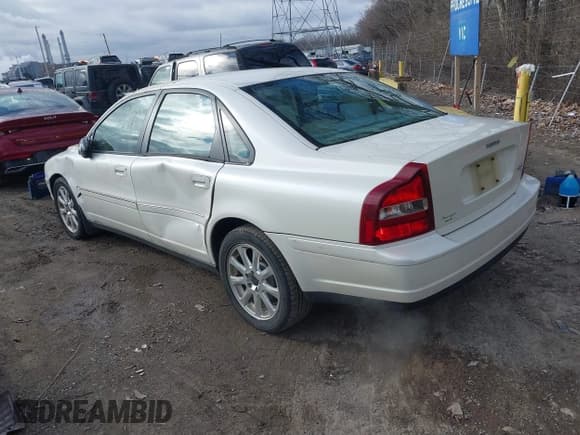 ✅ 2002 Volvo S80 • VIN: YV1TS91D221279505 • Lot: 41238729. Wystawiony na IAAI z przebiegiem Nie podano. Bezpłatny archiwum sprzedaży aukcyjnych z USA i szczegółowy raport historii pojazdu na DreamBid. Zdjęcie 3.