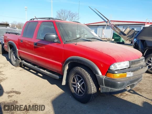 ✅ 2003 Chevrolet S-10 LS • VIN: 1GCDT13X23K177262 • Лот: 41404846. Опубликован ранее на IAAI с пробегом 95 545 миль. Бесплатный доступ к архиву аукционных продаж из США и подробный отчёт об истории автомобиля на DreamBid. Изображение 1.