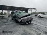 ✅ 2022 GMC Sierra 1500 • VIN: 3GTUUGETXNG617281 • Lot: 73015854. Wystawiony na Copart z przebiegiem Nie podano. Bezpłatny archiwum sprzedaży aukcyjnych z USA i szczegółowy raport historii pojazdu na DreamBid. Zdjęcie 10.