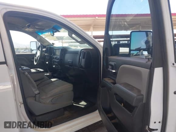 ✅ 2016 Chevrolet Silverado 2500HD Work Truck • VIN: 1GC2KUEG8GZ410714 • Лот: 43365692. Опубликован ранее на IAAI с пробегом 313 402 миль. Бесплатный доступ к архиву аукционных продаж из США и подробный отчёт об истории автомобиля на DreamBid. Изображение 5.