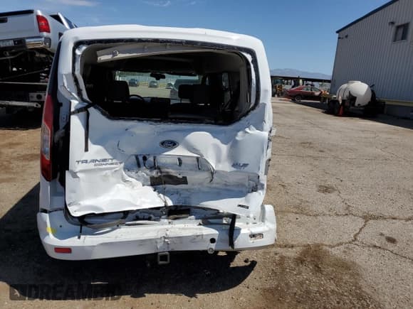 ✅ 2015 Ford Transit Connect XLT • VIN: NM0GE9F7XF1202420 • Lot: 63707105. Wystawiony na Copart z przebiegiem 67 010 mil. Bezpłatny archiwum sprzedaży aukcyjnych z USA i szczegółowy raport historii pojazdu na DreamBid. Zdjęcie 6.