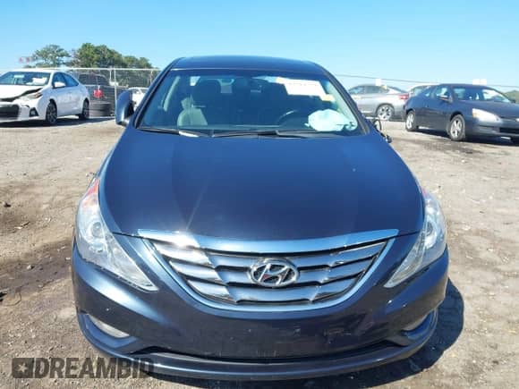 2011 Hyundai Sonata Limited z VIN 5NPEC4AC1BH156194, wystawiony jako IAAI lot #43314534 z przebiegiem 115 744 mil mil oraz . Historia ofert i sprzedaży dostępna na DreamBid. Obrazek 12.