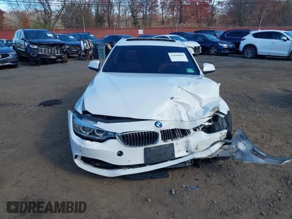 ✅ 2015 BMW 4 Series 428i xDrive • VIN: WBA3N5C53FK197811 • Lot: 43699643. Wystawiony na IAAI z przebiegiem 137 137 mil. Bezpłatny archiwum sprzedaży aukcyjnych z USA i szczegółowy raport historii pojazdu na DreamBid. Zdjęcie 12.