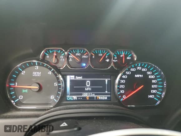 ✅ 2015 Chevrolet Suburban LT • VIN: 1GNSCJKCXFR568720 • Лот: 90636855. Опубликован ранее на Copart с пробегом 133 111 миль. Бесплатный доступ к архиву аукционных продаж из США и подробный отчёт об истории автомобиля на DreamBid. Изображение 9.