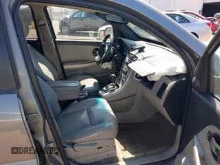 ✅ 2005 Chevrolet Equinox LT • VIN: 2CNDL73F856105929 • Лот: 42216845. Опубликован ранее на IAAI с пробегом 180 544 миль. Бесплатный доступ к архиву аукционных продаж из США и подробный отчёт об истории автомобиля на DreamBid. Изображение 5.