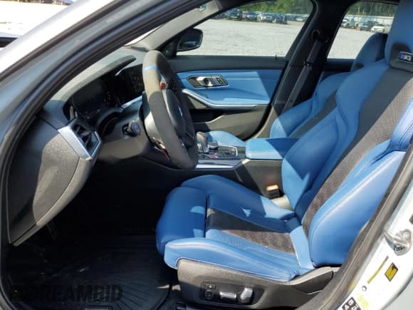 ✅ 2022 BMW M3 Competition xDrive • VIN: WBS43AY08NFM01473 • Lot: 59000073. Wystawiony na Copart z przebiegiem 17 860 mil. Bezpłatny archiwum sprzedaży aukcyjnych z USA i szczegółowy raport historii pojazdu na DreamBid. Zdjęcie 7.