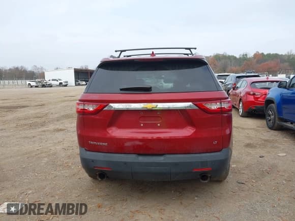 ✅ 2018 Chevrolet Traverse LT Cloth • VIN: 1GNERGKW4JJ139072 • Lot: 43745801. Listed on IAAI with 128,674 mi. Free auction sales archive from the USA and detailed vehicle history report at DreamBid. Image 16.
