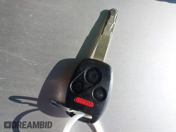 ✅ 2006 Honda Accord LX • VIN: JHMCM56436C006745 • Lot: 42861699. Wystawiony na IAAI z przebiegiem 138 503 mil. Bezpłatny archiwum sprzedaży aukcyjnych z USA i szczegółowy raport historii pojazdu na DreamBid. Zdjęcie 11.