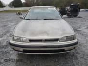 ✅ 1991 Honda Accord • VIN: 1HGCB7657MA205500 • Лот: 79526994. Опубликован ранее на Copart с пробегом 242 211 миль. Бесплатный доступ к архиву аукционных продаж из США и подробный отчёт об истории автомобиля на DreamBid. Изображение 5.