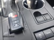 ✅ 2022 Toyota Highlander LE • VIN: 5TDZZRAH7NS108514 • Lot: 42572119. Wystawiony na IAAI z przebiegiem 57 388 mil. Bezpłatny archiwum sprzedaży aukcyjnych z USA i szczegółowy raport historii pojazdu na DreamBid. Zdjęcie 11.