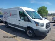 ✅ 2015 Ford Transit XL • VIN: 1FBZX2CG0FKA27854 • Лот: 42464645. Опубликован ранее на IAAI с пробегом 24 679 миль. Бесплатный доступ к архиву аукционных продаж из США и подробный отчёт об истории автомобиля на DreamBid. Изображение 1.