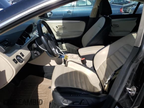 ✅ 2010 Volkswagen CC Luxury • VIN: WVWHP7AN1AE538678 • Lot: 57223435. Wystawiony na Copart z przebiegiem 110 168 mil. Bezpłatny archiwum sprzedaży aukcyjnych z USA i szczegółowy raport historii pojazdu na DreamBid. Zdjęcie 7.