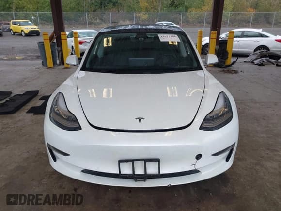 ✅ 2020 Tesla Model 3 Long Range • VIN: 5YJ3E1EB4LF665293 • Lot: 43622344. Wystawiony na IAAI z przebiegiem 57 908 mil. Bezpłatny archiwum sprzedaży aukcyjnych z USA i szczegółowy raport historii pojazdu na DreamBid. Zdjęcie 12.