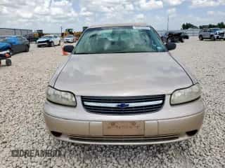 2004 Chevrolet Malibu Classic z VIN 1G1ND52F24M574700, wystawiony jako Copart lot #63038945 z przebiegiem 86 576 mil mil oraz Szkoda całkowita • Salvage title. Historia ofert i sprzedaży dostępna na DreamBid. Obrazek 5.