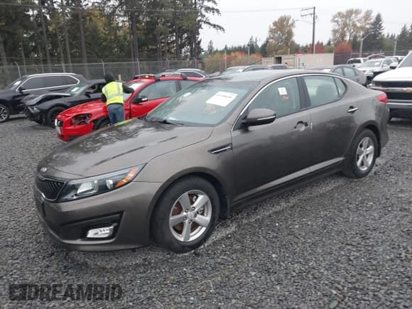 ✅ 2015 Kia Optima LX • VIN: 5XXGM4A73FG393490 • Lot: 43536650. Wystawiony na IAAI z przebiegiem Nie podano. Bezpłatny archiwum sprzedaży aukcyjnych z USA i szczegółowy raport historii pojazdu na DreamBid. Zdjęcie 2.